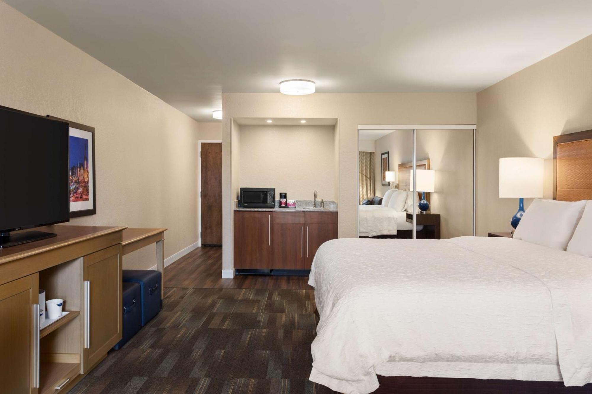 Hampton Inn By Hilton Fort Smith Exteriör bild