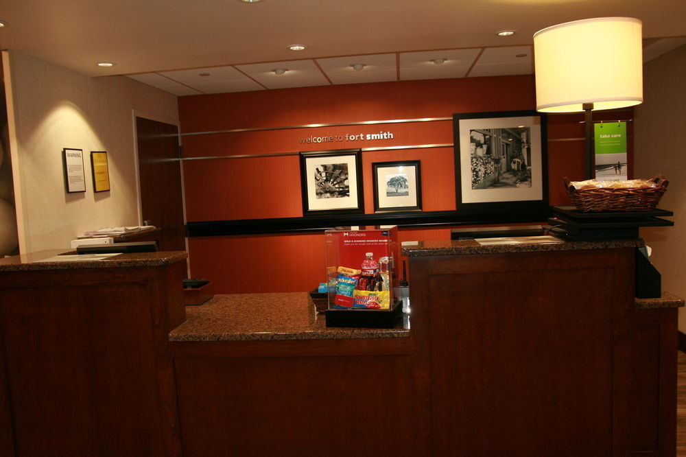 Hampton Inn By Hilton Fort Smith Exteriör bild