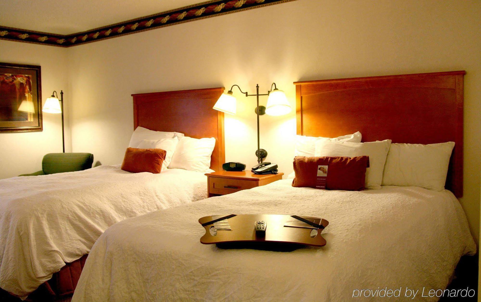 Hampton Inn By Hilton Fort Smith Rum bild